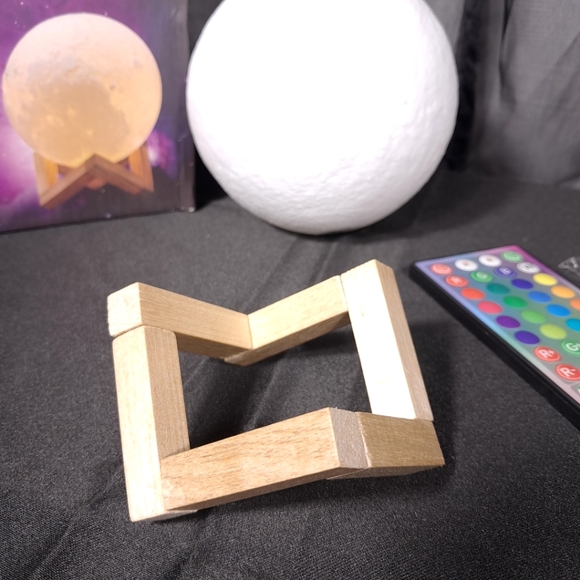 Home Kids Night Light 3D NASA Moon Colorful LED Dorm Bedroom Home Lanterns Light - Picture 5 of 15